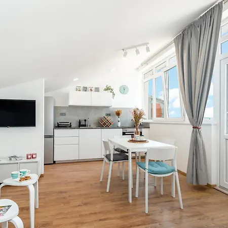 Abi Attic * Sibenik