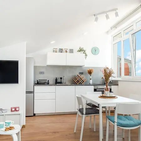 Abi Attic Apartment