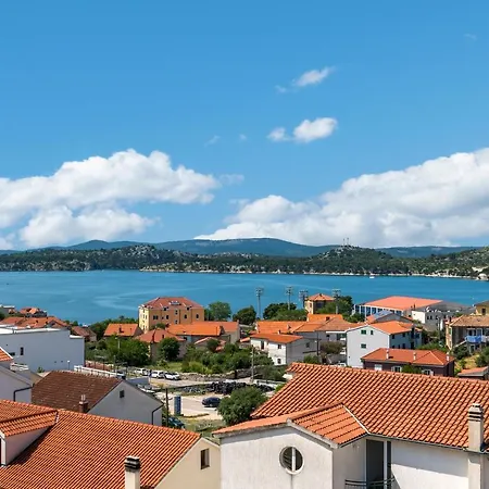 Abi Attic Apartamento Šibenik