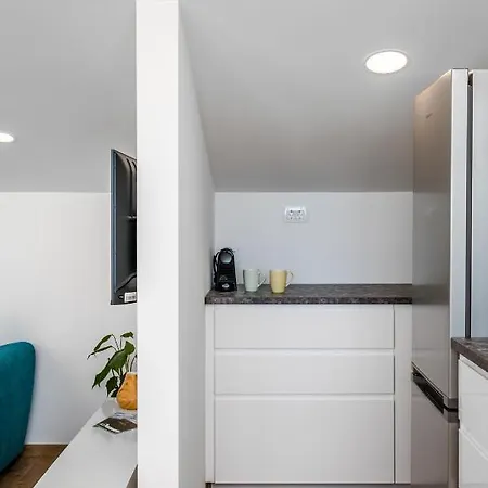 Lägenhet Abi Attic Šibenik