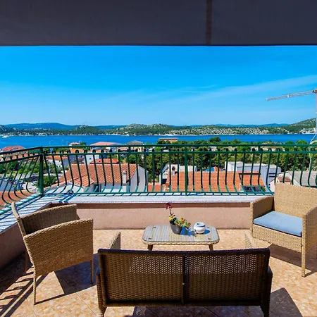 Lägenhet Abi Attic *