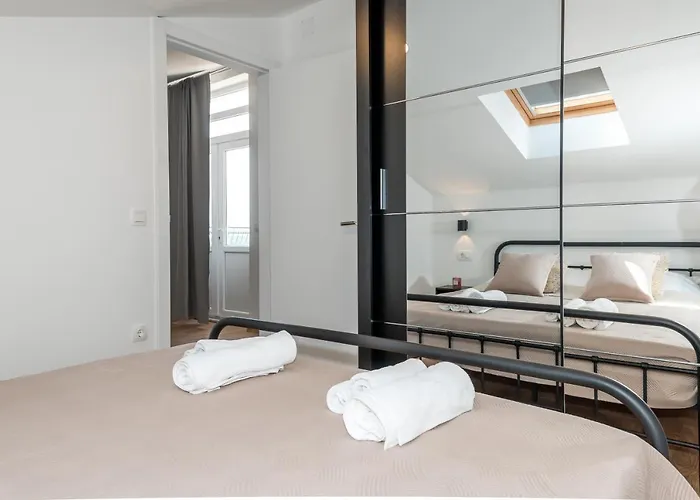 Apartman Abi Attic *