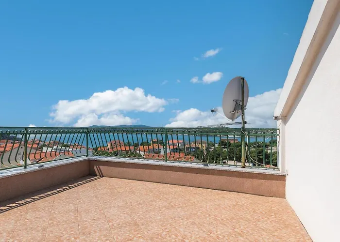 Apartman Abi Attic *