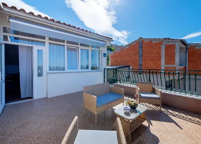 Abi Attic Apartman Šibenik